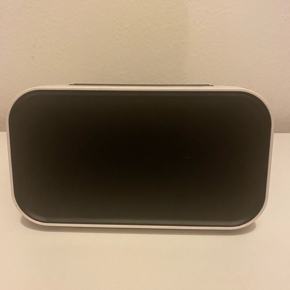 VR Headset - Picture 2 of 4